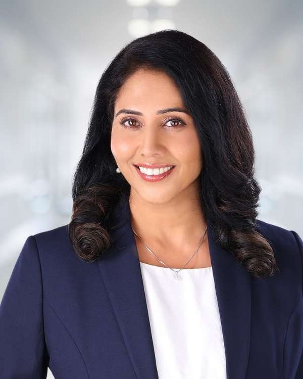 dental surgeons and oral health therapist - 1 - Dental Surgeons